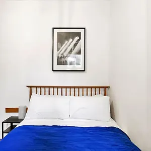  Apartment 2 Bed Garden Flat Leyton Village United Kingdom